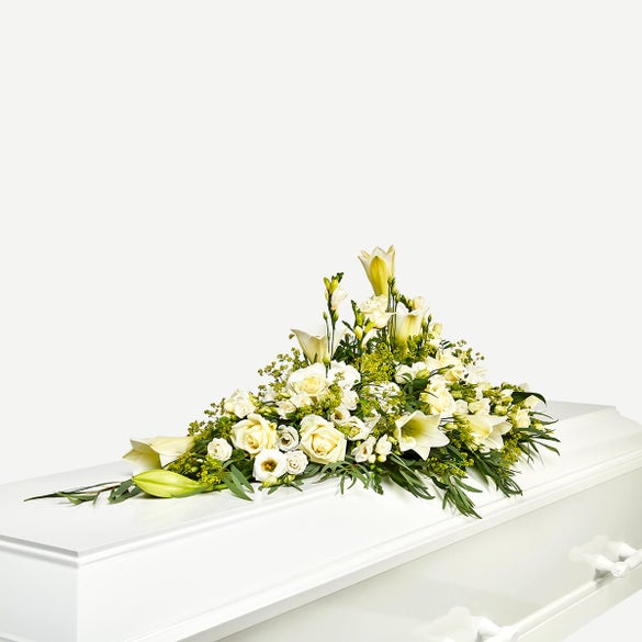 Kistepynt i klassisk stil - creme